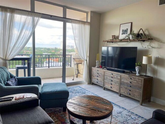 Building Photo - 3232 Coral Way