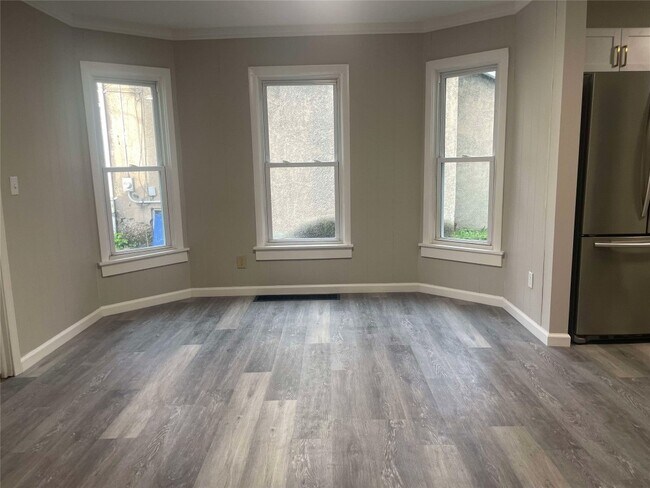 Foto del edificio - 62 Endicott Ave