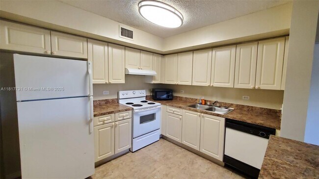 Foto del edificio - 3610 N 56th Ave