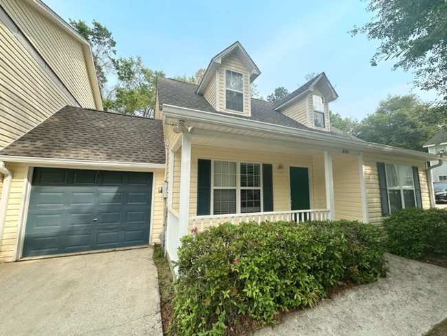 Building Photo - 3045 Camelliawood Cir E