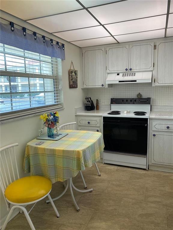 Foto del edificio - 19029 US Hwy 19 N