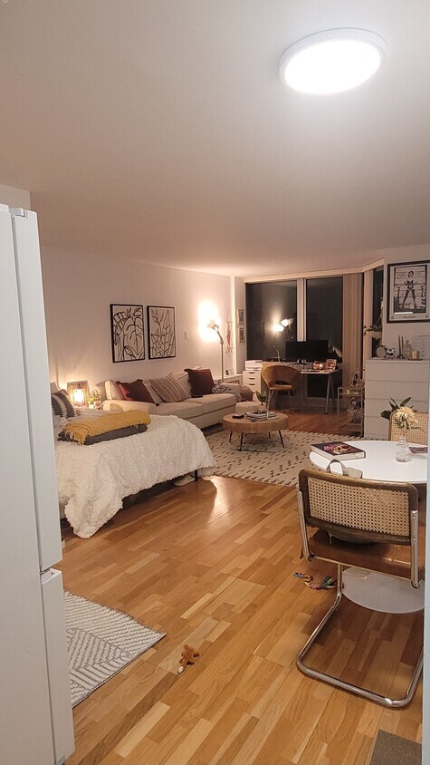 Foto principal - 21 W Goethe St
