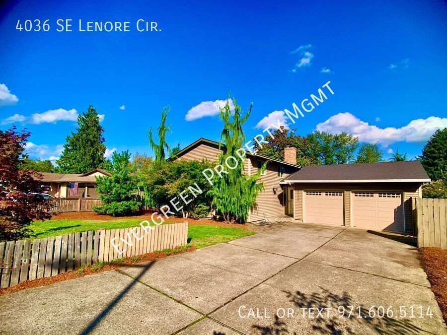 Primary Photo - Beautiful Home $2,795 | Spacious Fenced Ba...