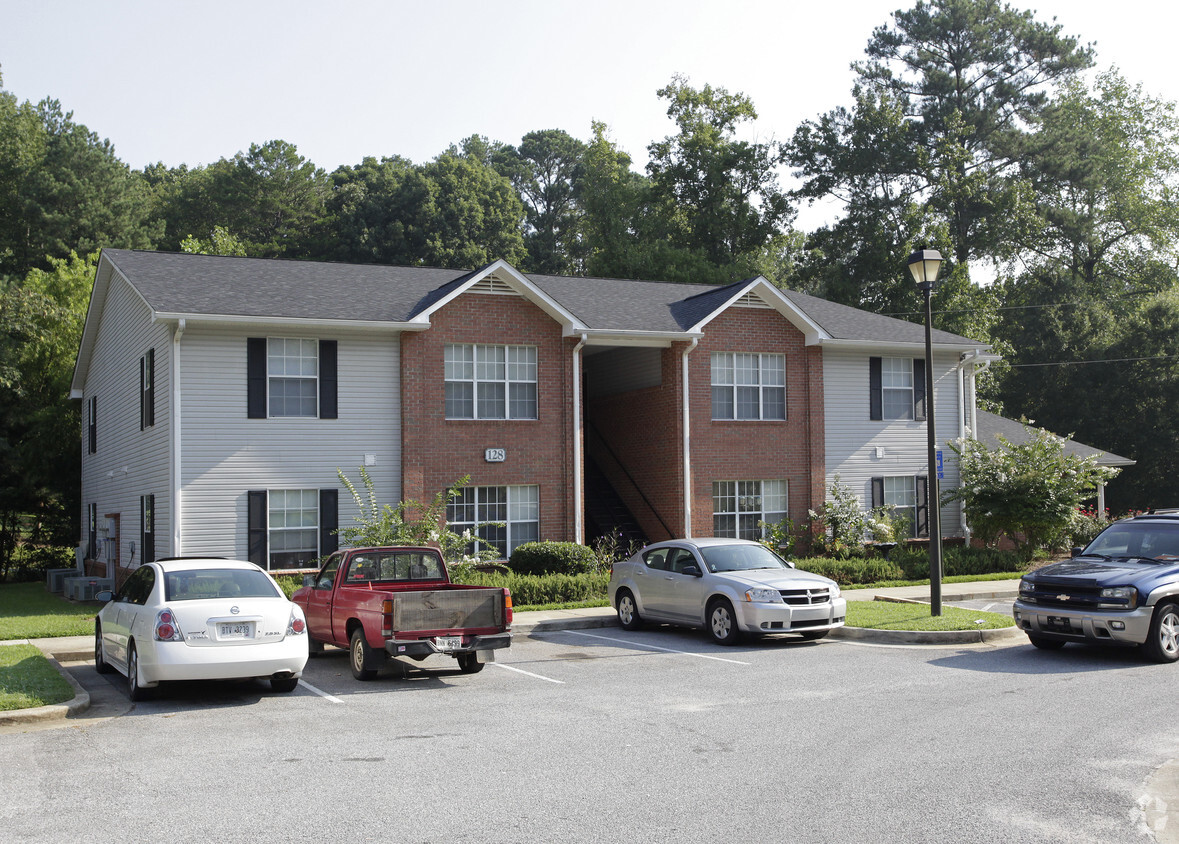 Foto del edificio - Holly Village Apartments