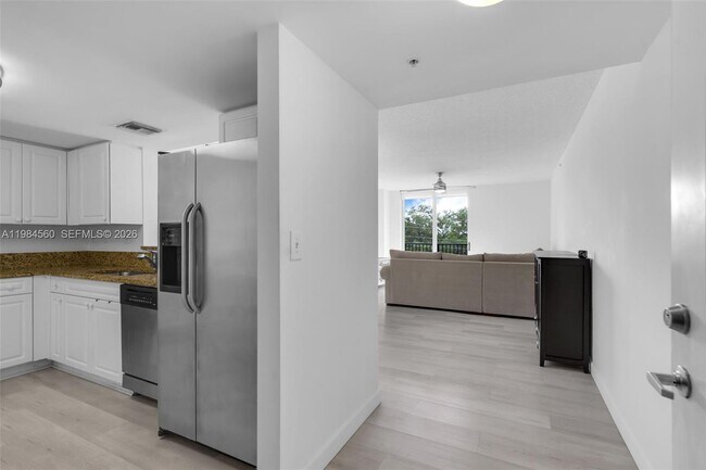 Foto del edificio - 520 SE 5 Ave