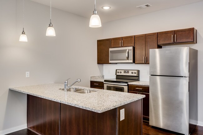 Building Photo - 1118 Litton Ave