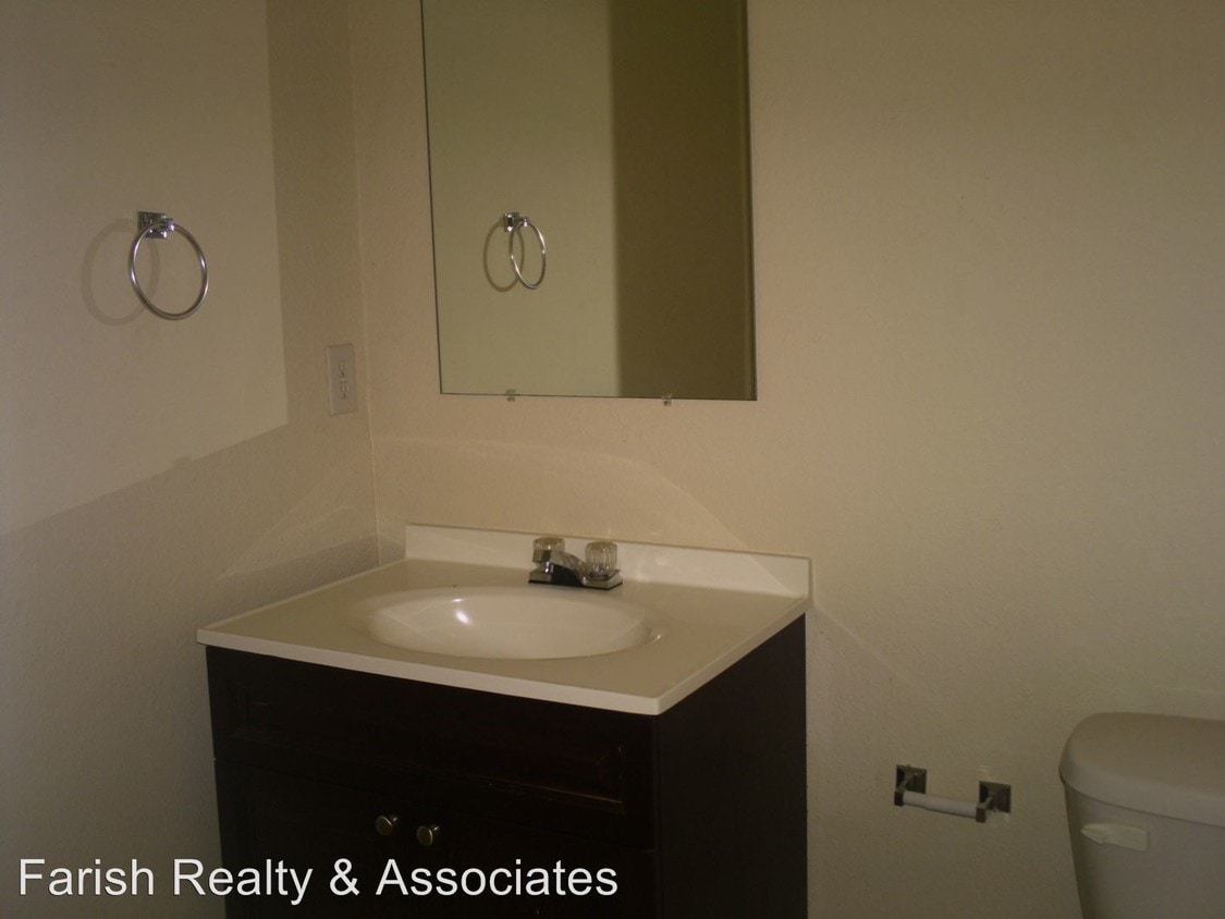 Building Photo - 5 br, 3.5 bath House - 119 Brixton Cir