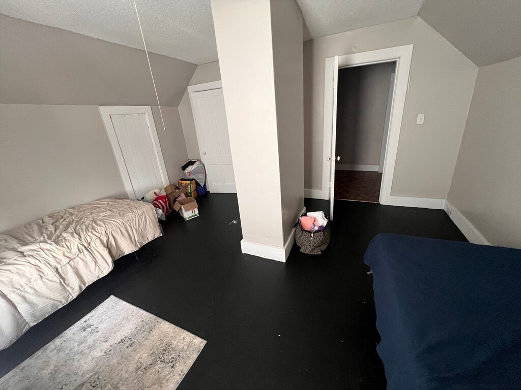 Foto principal - 192 Beech St