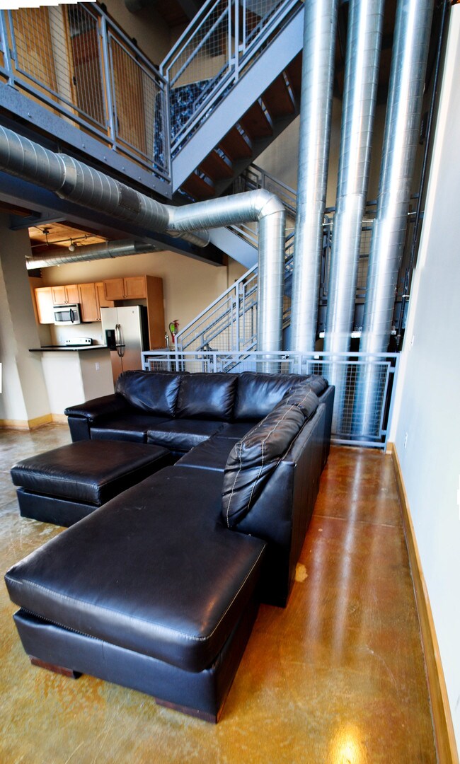 Foto del edificio - 25 E John St