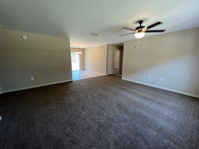Building Photo - BEAUTIFUL AND BRAN NEW 3BR/2BA home in Ocala!!