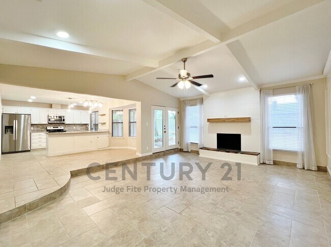 Building Photo - 3101 Murphy Dr