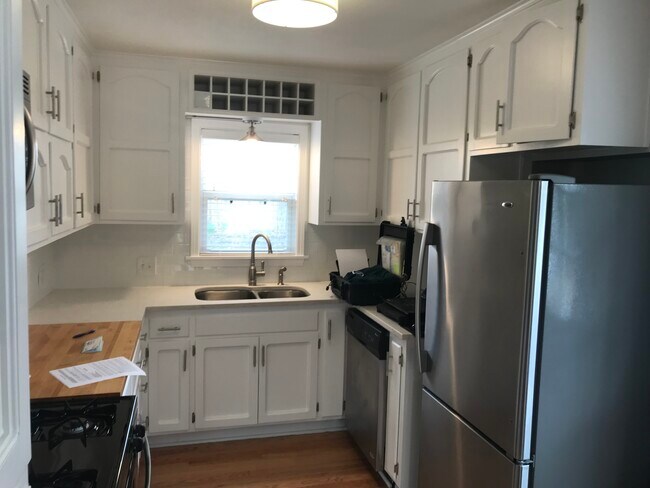 Foto del edificio - 5214 Cedar St