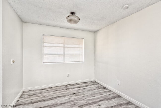 Foto del edificio - 2684 Bryandouglas Dr