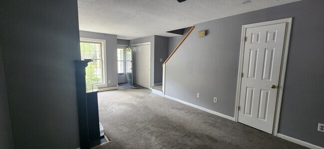 Building Photo - 63 Woodland Green