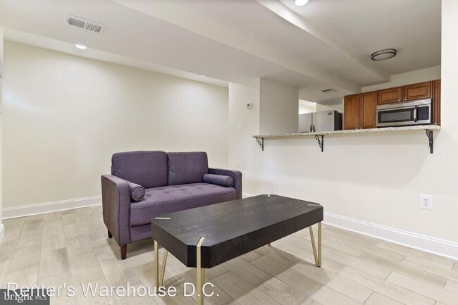 Foto del edificio - 2 br, 1 bath House - 38 Rhode Island Ave N...