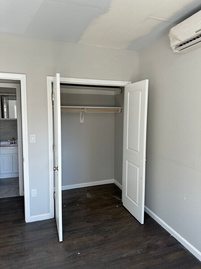 Building Photo - 559 Ocean Ave