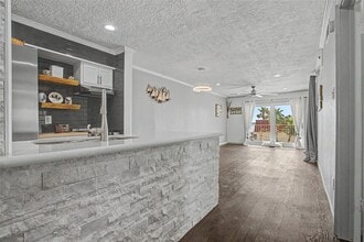 Building Photo - 307 Yacht Club Ln