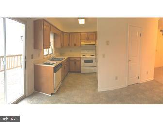Building Photo - 4800 Weatherhill Dr