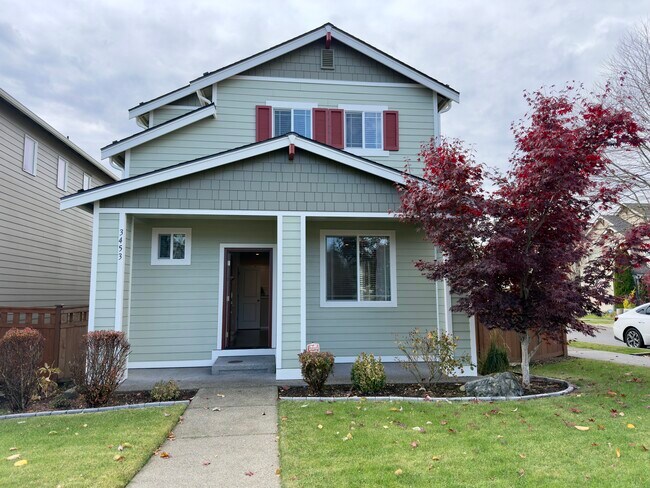 front house - 3453 Juno St NE