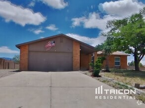 Building Photo - 4420 Denise Dr NE