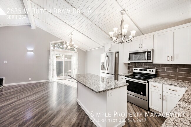 Building Photo - 2635 Dutch Draw S