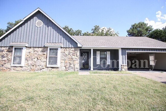 Foto del edificio - 4682 Sandy Park Dr
