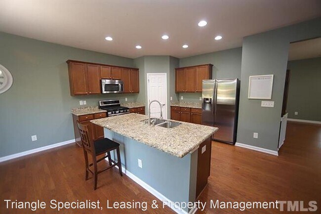 Building Photo - 3 br, 2.5 bath House - 8003 McKee Drive