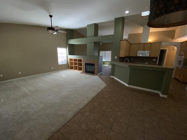 Building Photo - 10927 Vista Del Valle Dr