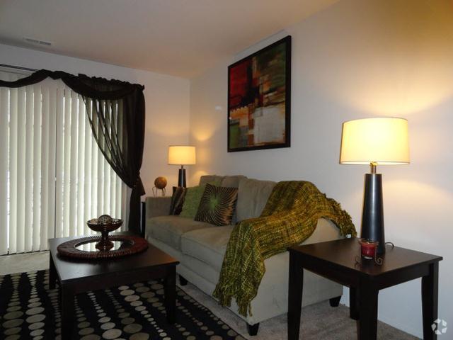 Living Room - Whisper Hollow Apartments