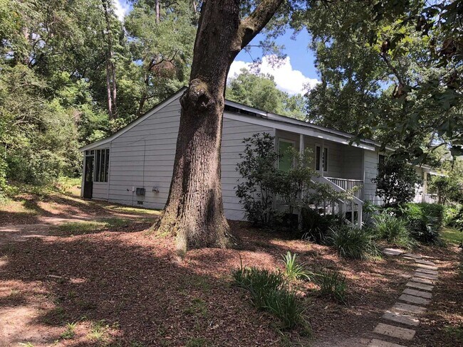 Foto del edificio - 3499 Bear Creek Rd