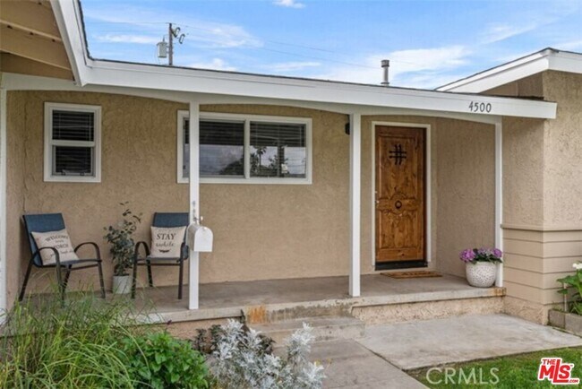 Building Photo - 4500 W Tiller Ave