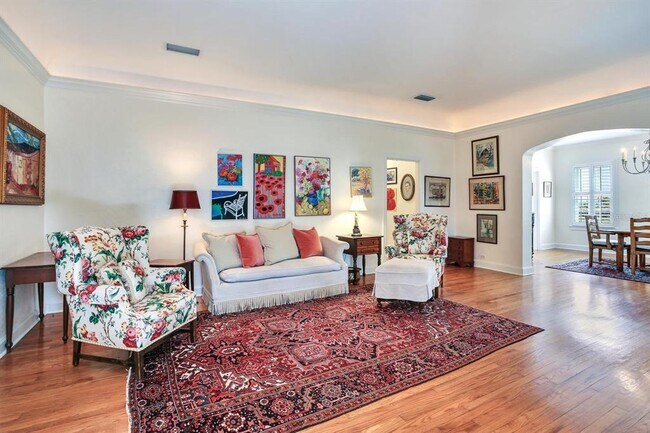 Foto del edificio - 2820 W Fountain Blvd