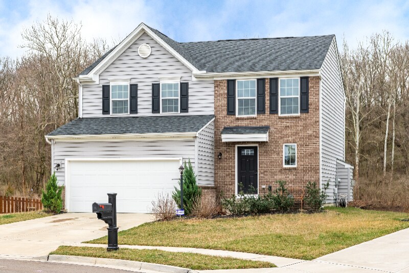 Foto principal - 105 Regatta Park Dr