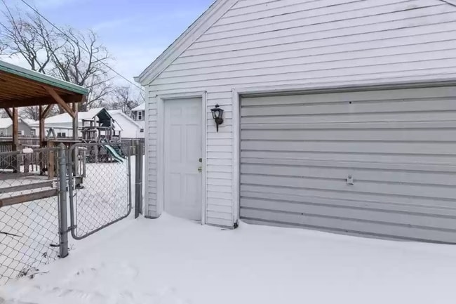 Foto del edificio - 705 Draper St