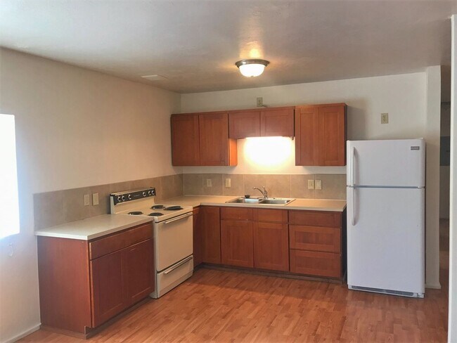 Building Photo - 1338 Jefferson - 457-AD - R