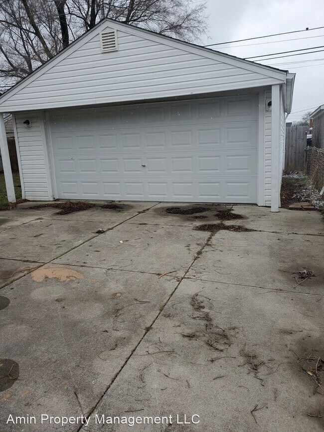 Building Photo - 3 br, 1.5 bath House - 28603 Hollywood