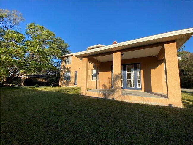Building Photo - 4015 Woodacre Ln