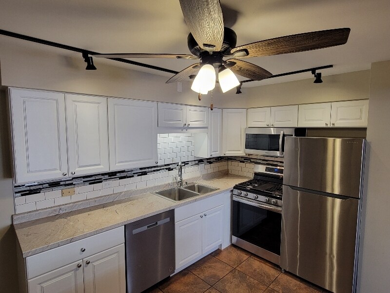 Foto principal - 707 Lake St