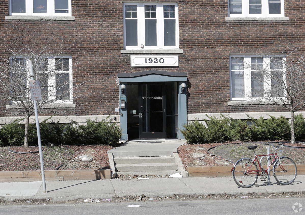 Building Photo - 1920 3rd Ave S