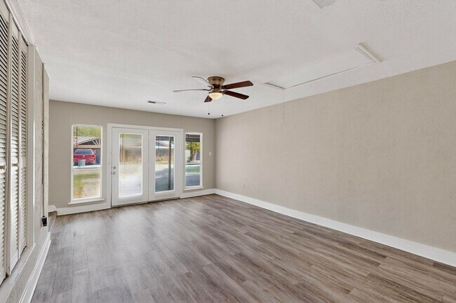 Foto del edificio - Cozy Living Near Rockwall Lake