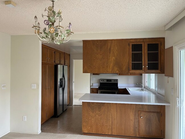 Building Photo - Great Oakmont Rental in this Senior Community