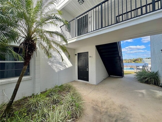 Building Photo - 1550 11th St NE