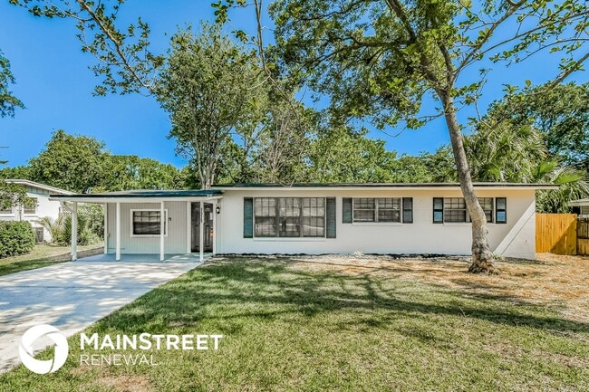 Building Photo - 8029 Patou Dr N