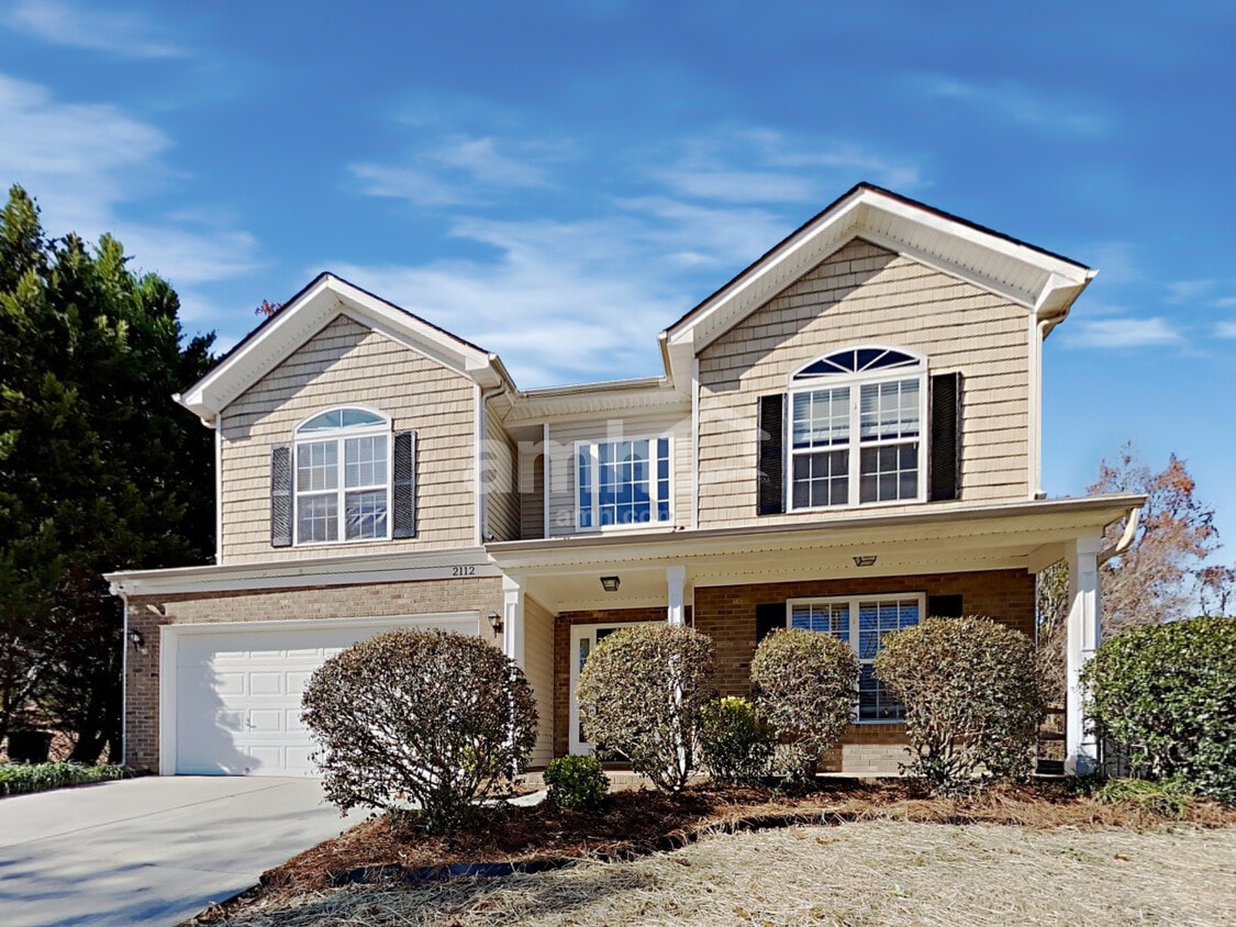 Foto principal - 2112 Coral Berry Ln