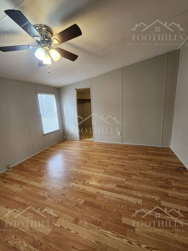 Foto del edificio - 924 Lebanon Rd