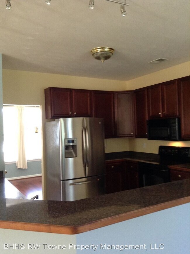 Building Photo - 4 br, 2.5 bath House - 3403 Arlo Court