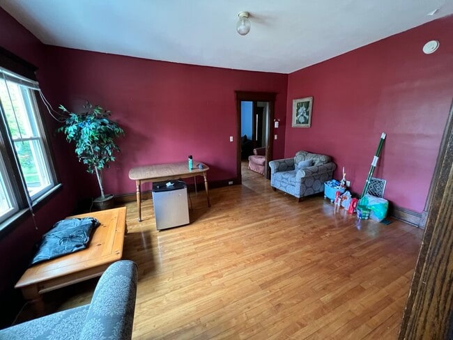 Dining Room - 854 Sumner Ave