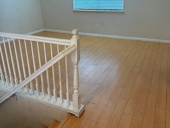 Foto del edificio - This beautifully updated 3-bedroom home features a spacious loft that can easily be converted int...