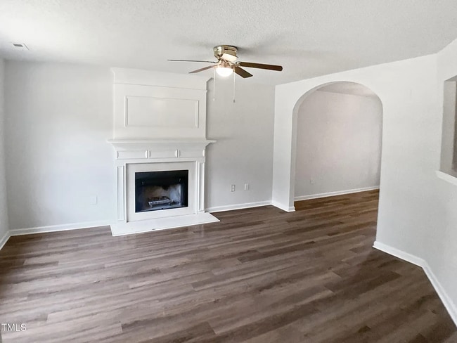 Foto del edificio - Updated 3BR Home with Garage, Pet Friendly!