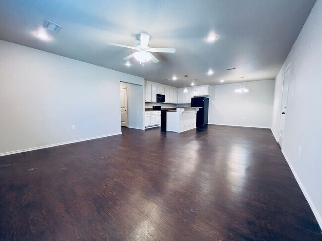Foto del edificio - PRE-LEASING! 3/2/2 Located in Lubbock-Cooper ISD